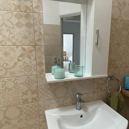 Mitsakos Golden House