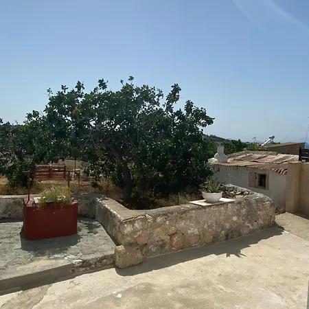 Mitsakos Golden House * Aegina